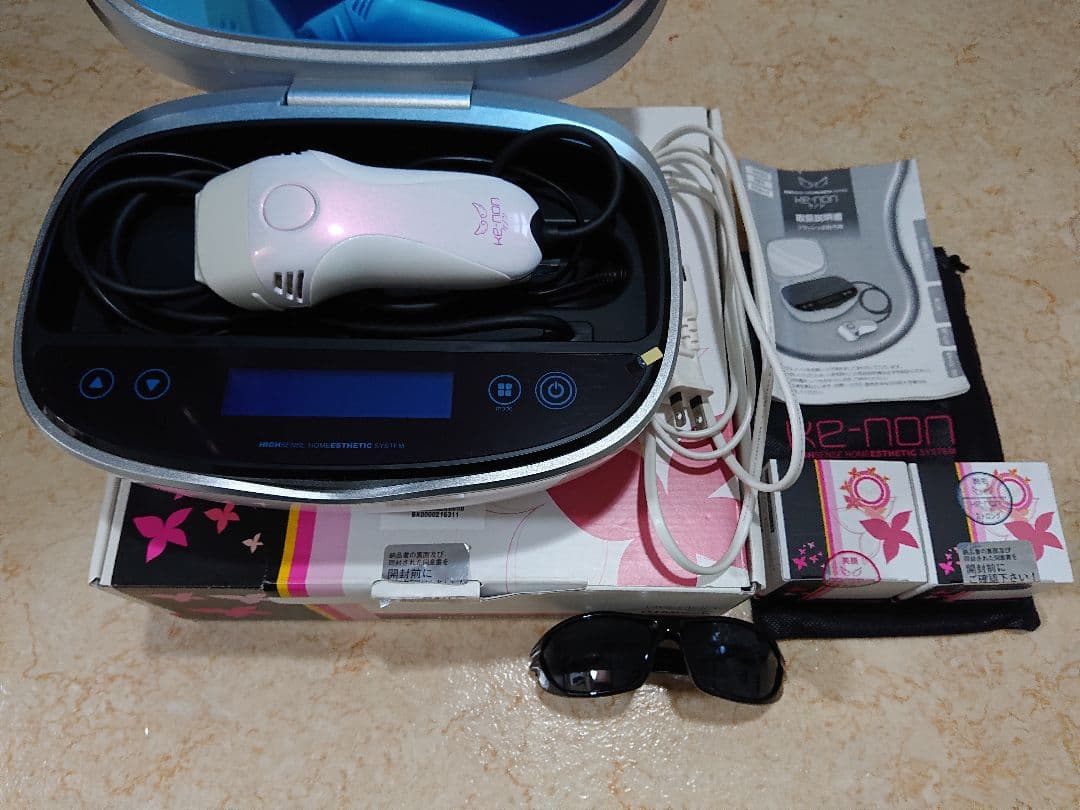 【値下げ】【美品】ケノン  特典カートリッジ付