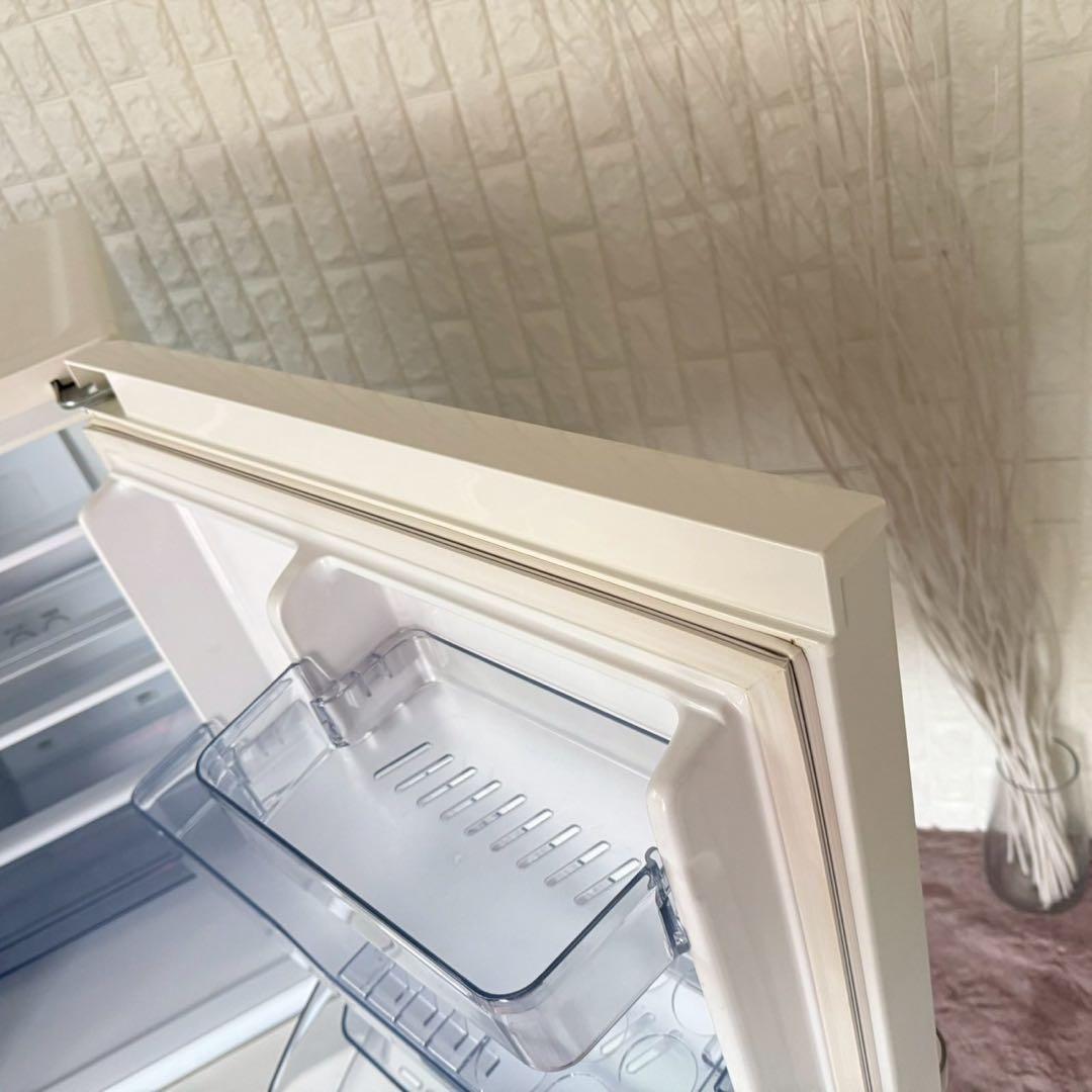 都内23区送料無料✨アクア✨冷蔵庫　AQR-27M(W) 272L 2022年製