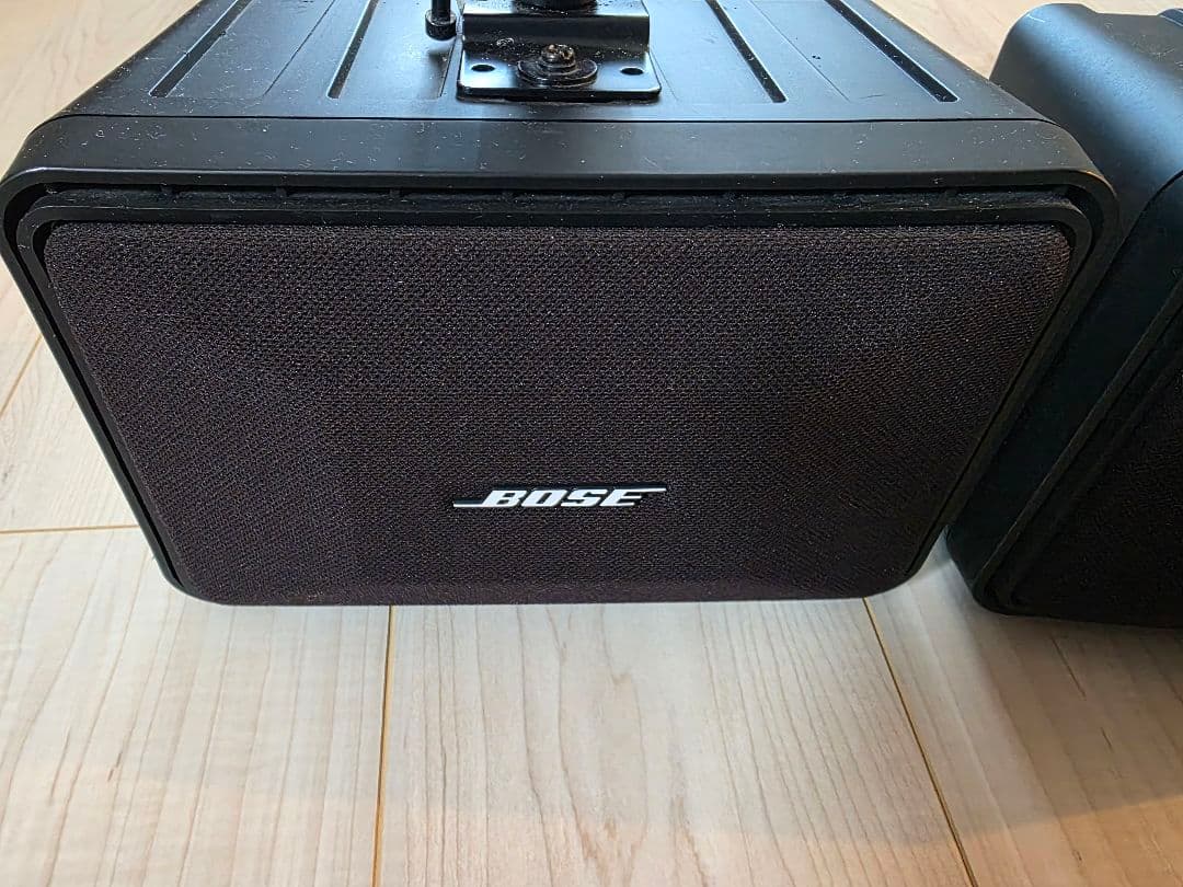 BOSE スピーカー　101MMペア　ブラケット付き