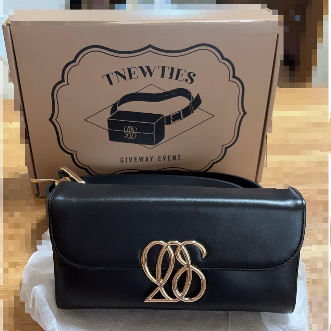 【匿名発送】トゥエンティーズ　ノベルティ　ボディバック