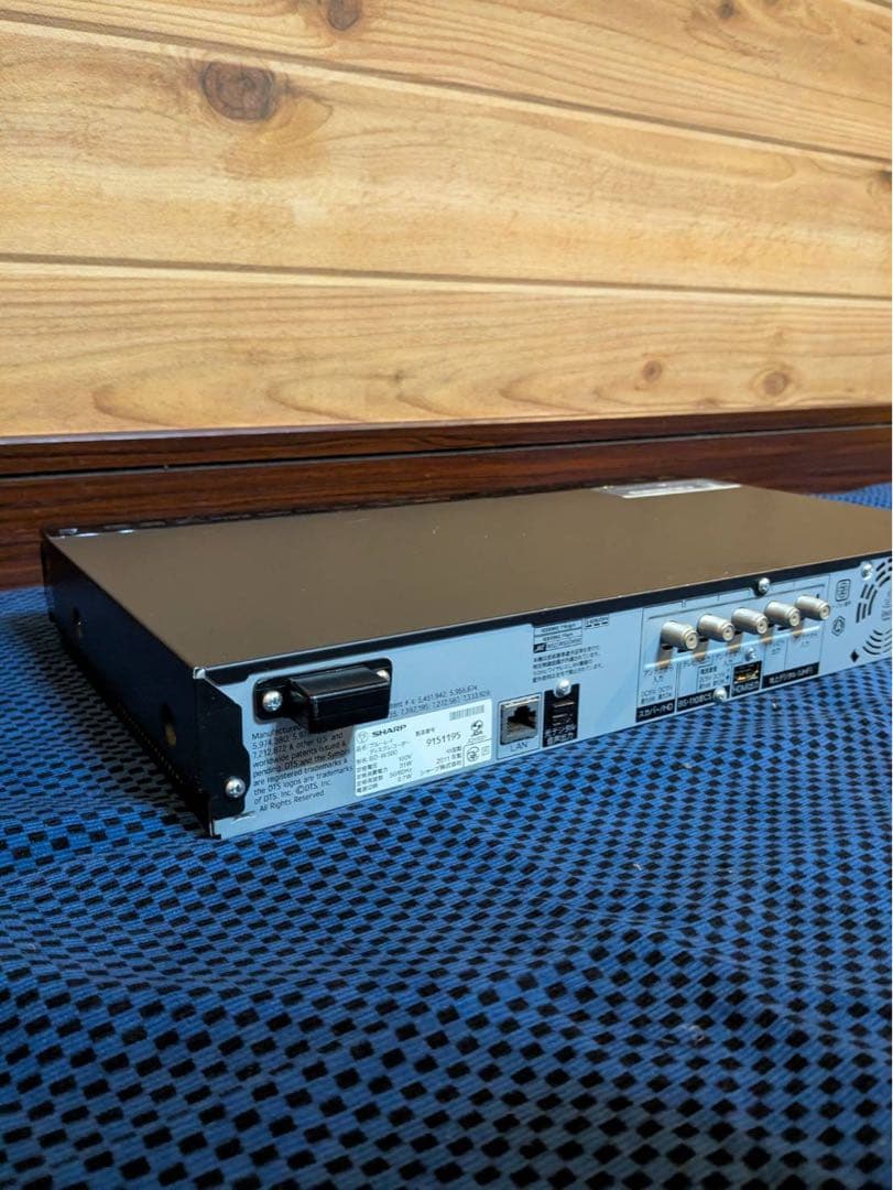 SHARP AQUOS ブルーレイレコーダー リモコン付き
