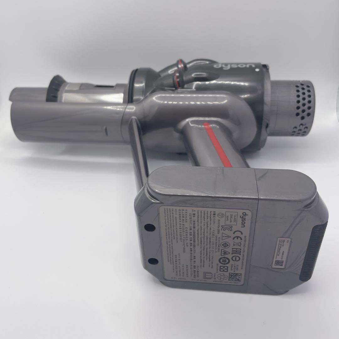 ダイソンDyson SV21 コードレス掃除機　スリム軽量1.5kg