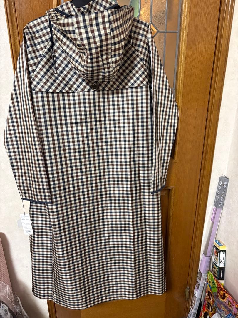 新品アクアスキュータム　レインコート　トレンチコート風LL