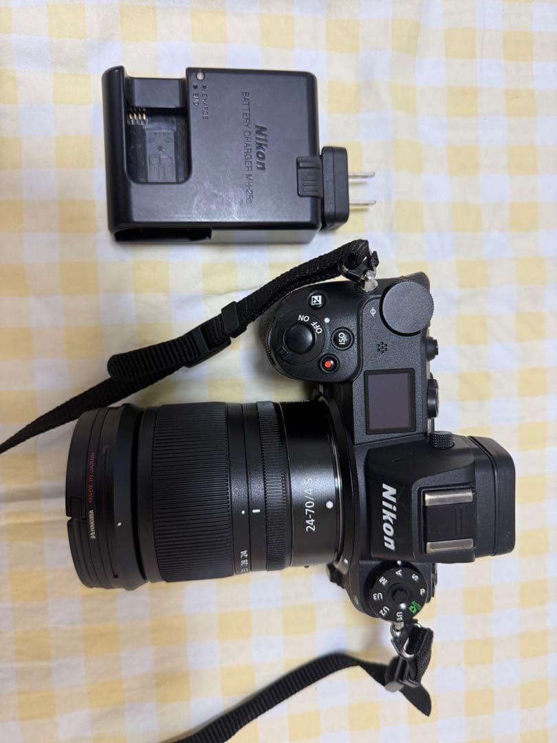 (ショット数6900)ニコンZ6 24-70mm f/4レンズキット おまけ付き