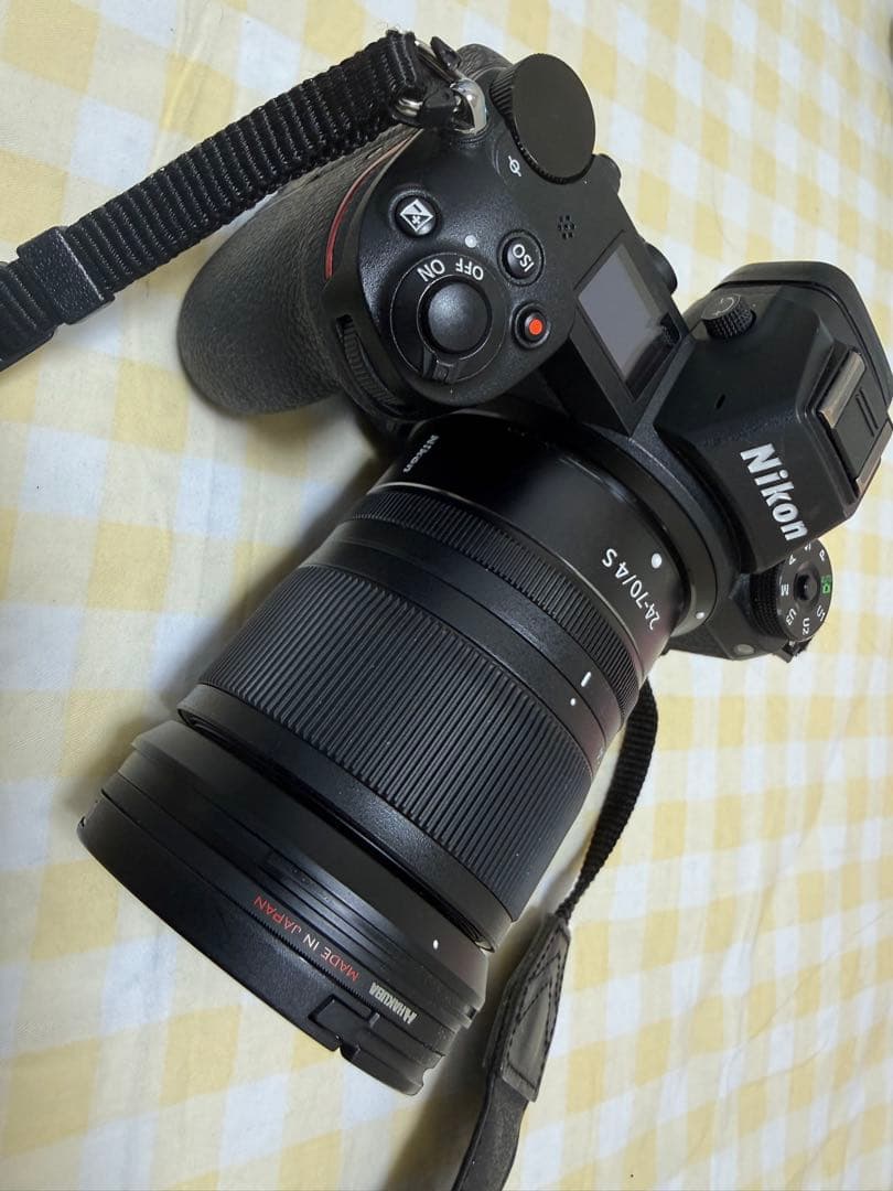 (ショット数6900)ニコンZ6 24-70mm f/4レンズキット おまけ付き