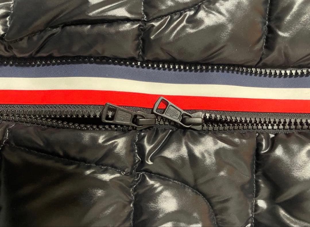 人気ハイブリッドジャケットMONCLER