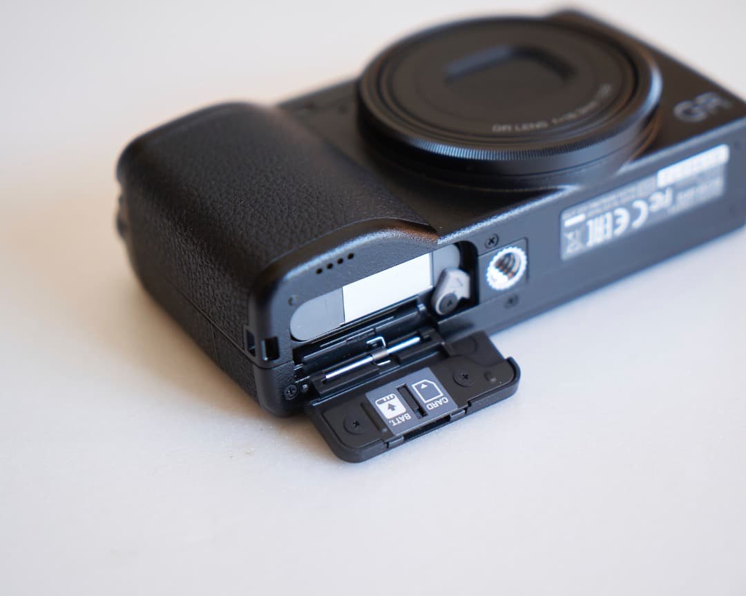 【美品】RICOH GRⅢ　シャッター数1170