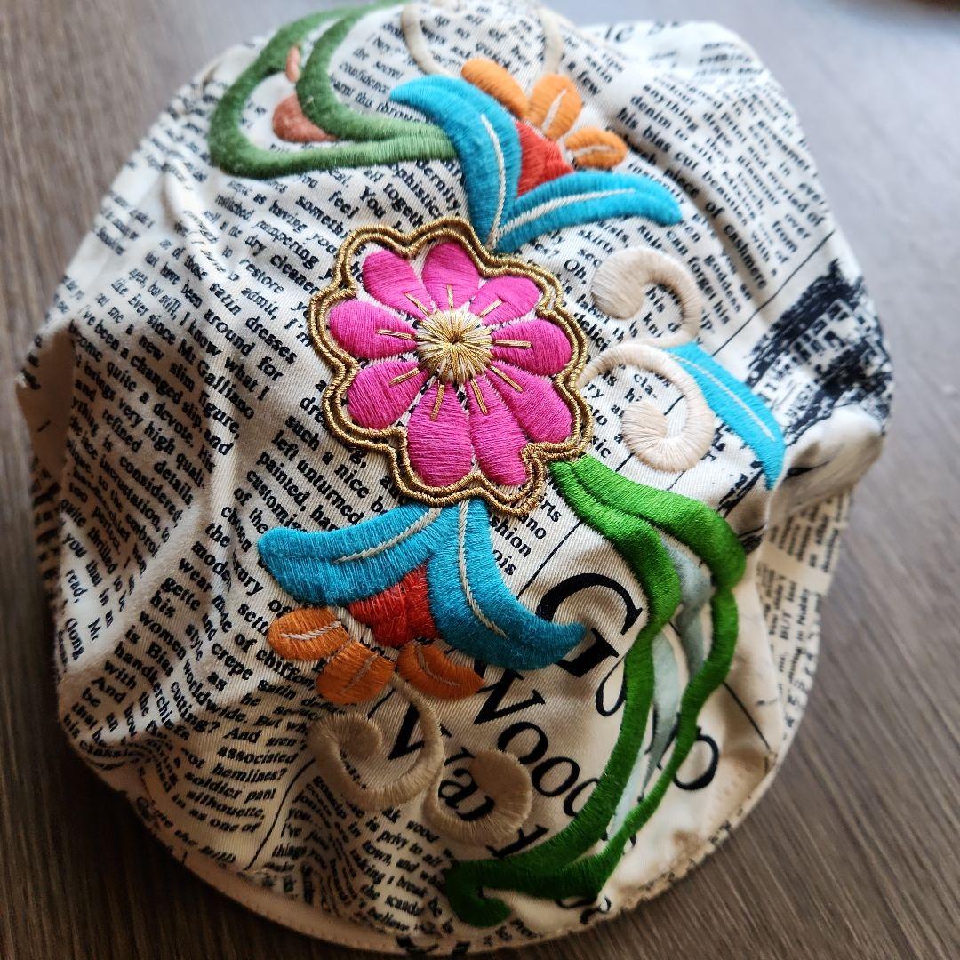 激レア♥️JohnGalliano刺繍装飾ハンチング