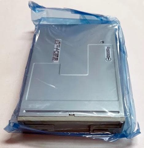 【最終】新品・未使用 3.5インチ 内蔵フロッピー★動作OK