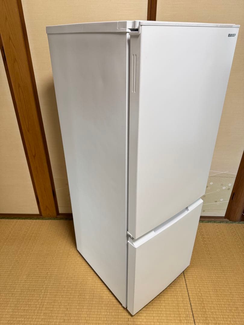 【美品】SHARP 冷蔵庫 2ドア SJ-D18J-W