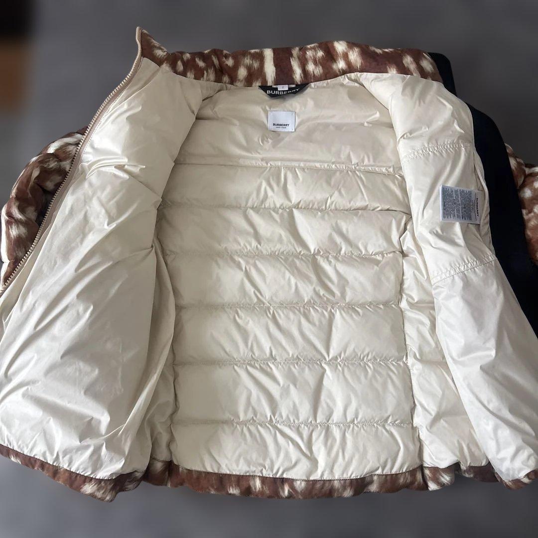 バーバリー ダルメシアン柄　ダウンジャケット
