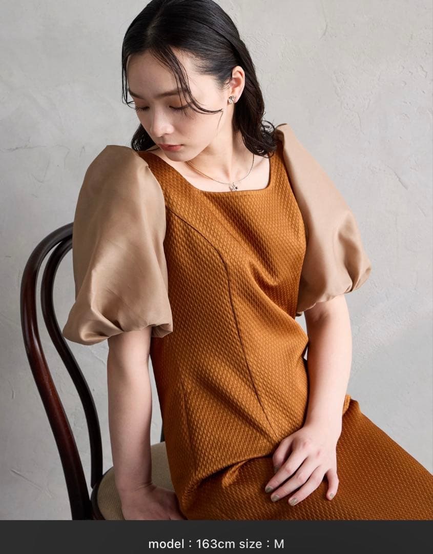 AIMER ジャカード×オーガンジーボリュームスリーブタイト　パーティードレス