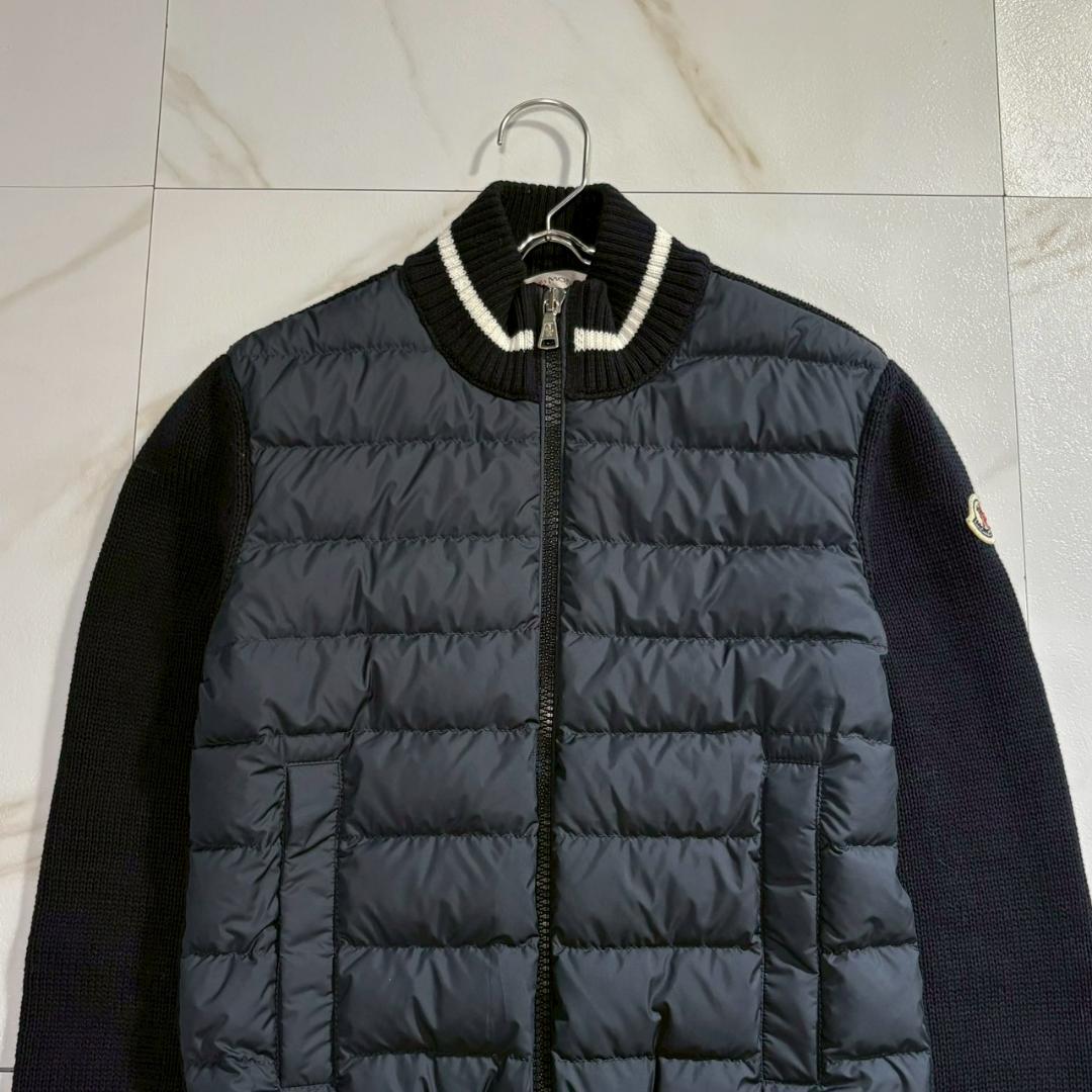 【極美品】モンクレール 25年モデル ダウン カーディガン 切り替え ワッペン