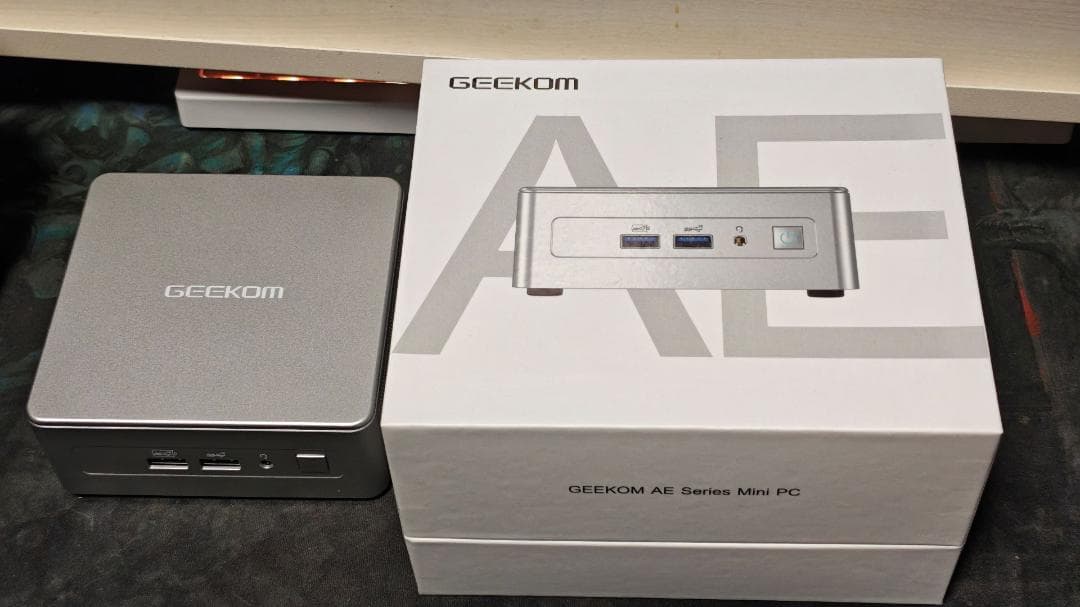 【中古】ミニPC GEEKOM AE8
