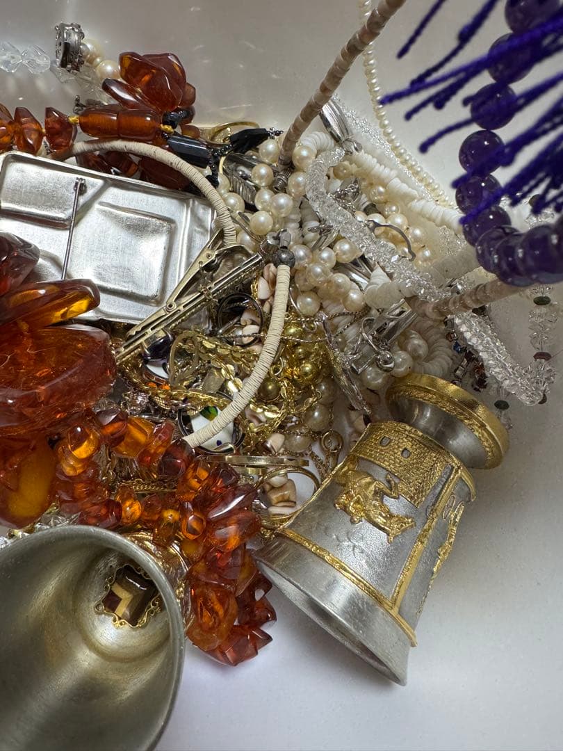 イミテーション　アクセサリー　等　970g以上　まとめ売り