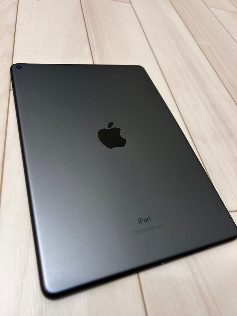 あ*い様 iPad Air（第3世代） 64GBスペースグレー