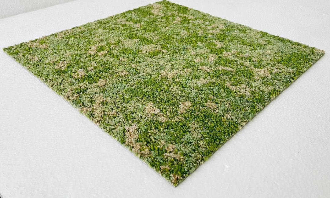 オラフヘッド　タイルカーペット３１枚　新品・未使用　国内メーカー