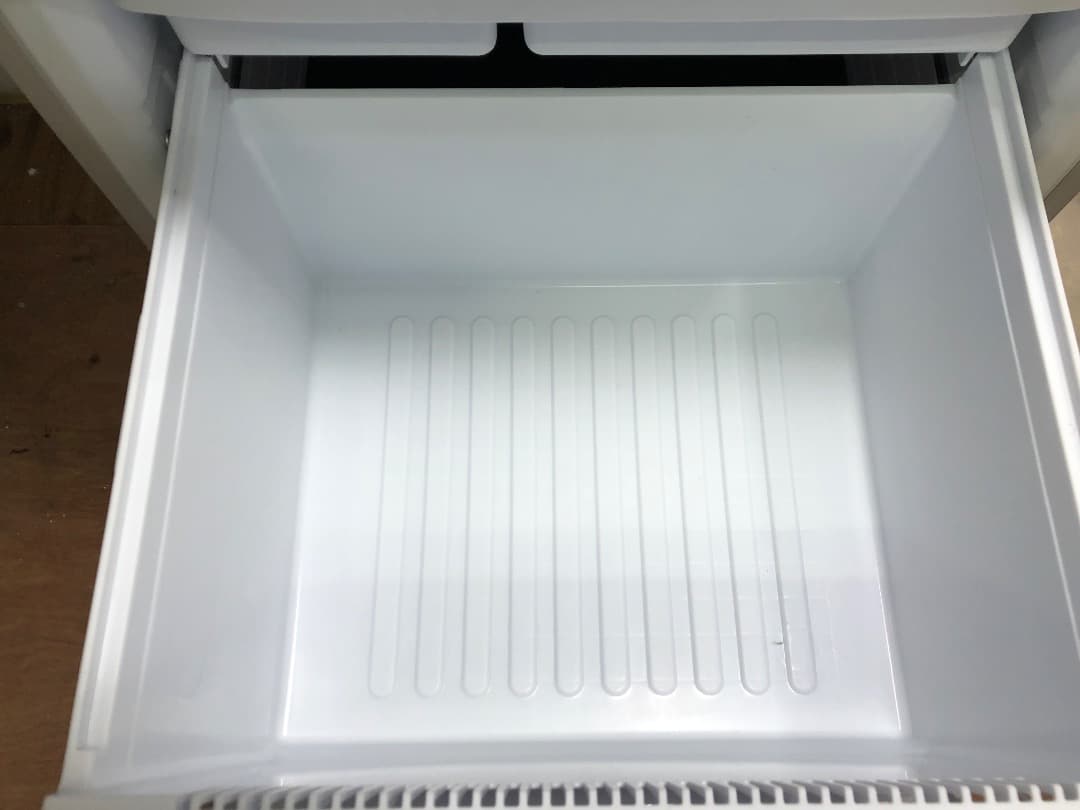 【シャープ】ノンフロン冷凍冷蔵庫　SJ-W352C-N 2017年製