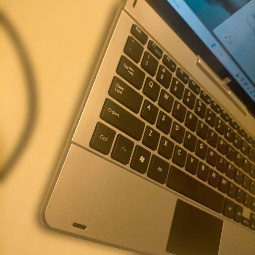 Jumper EZpad 6 Pro 11.6インチ 2 in1タブレットPC