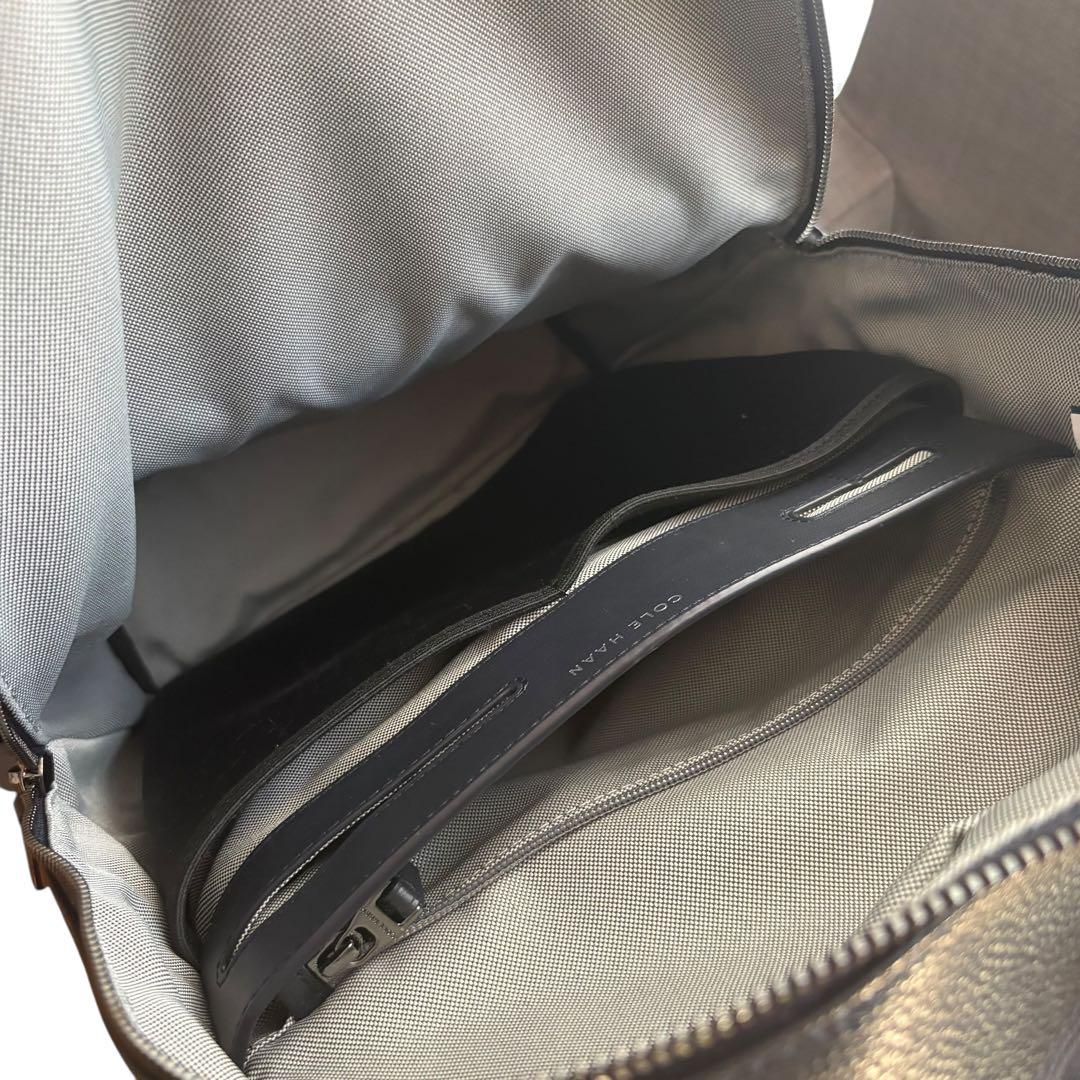 COLE HAAN コールハーン　本革　リュック 黒 大容量 通勤　バックパック