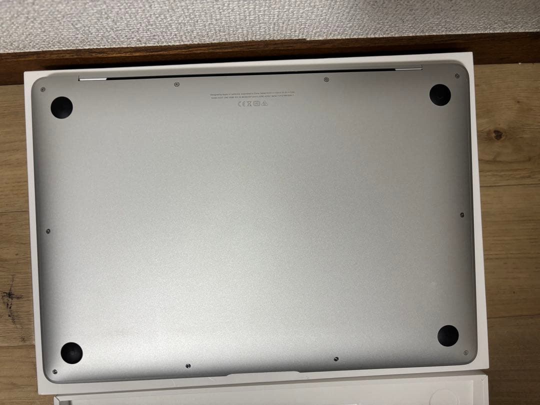 美品　MacBook Air M1 13インチ　A2337 256GB