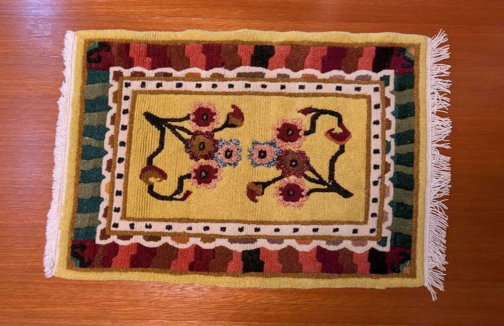 ヴィンテージラグ　チベット絨毯