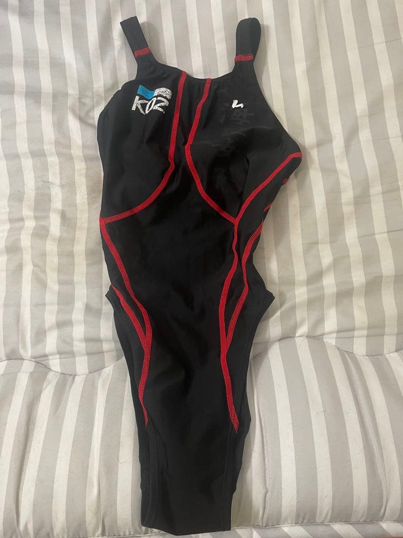 KOZ 競泳水着 黒 赤