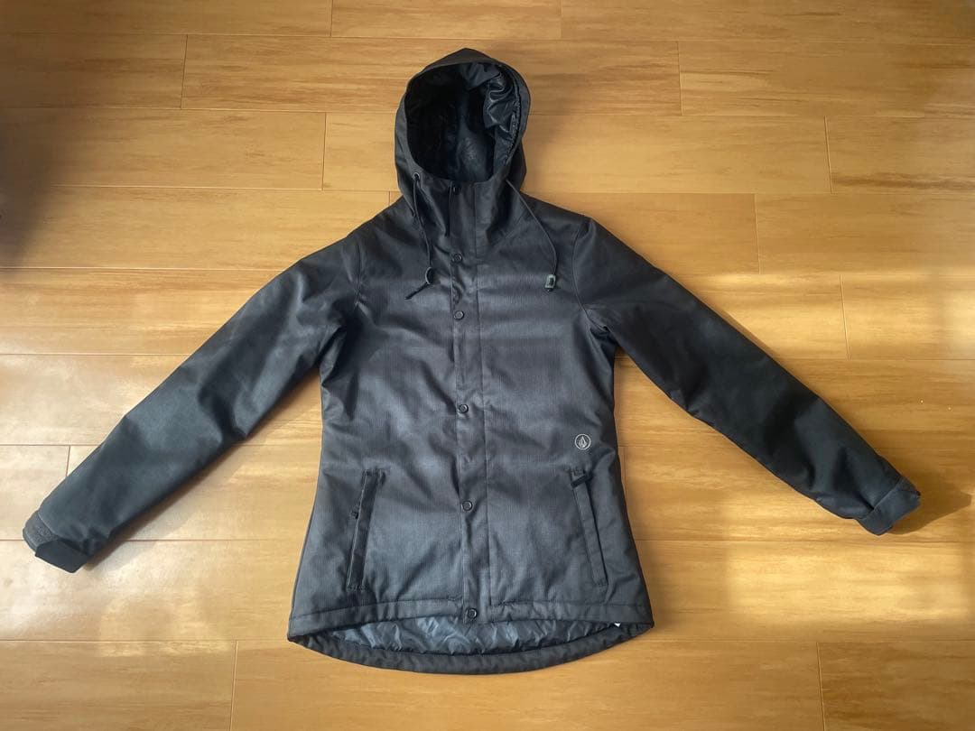 VOLCOM ブラック スノーボードジャケット レディース Mサイズ