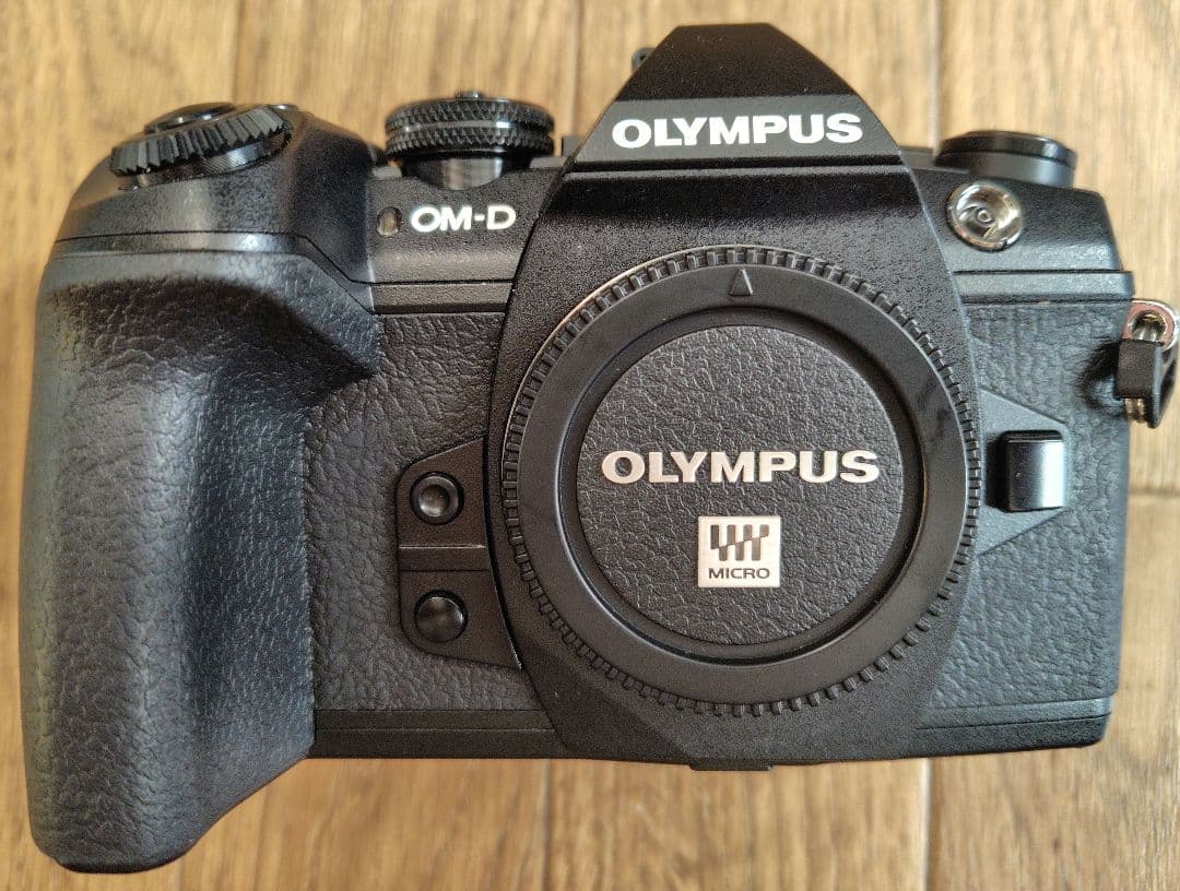 OM-D E-M1 Mark II 100-300mmレンズセット