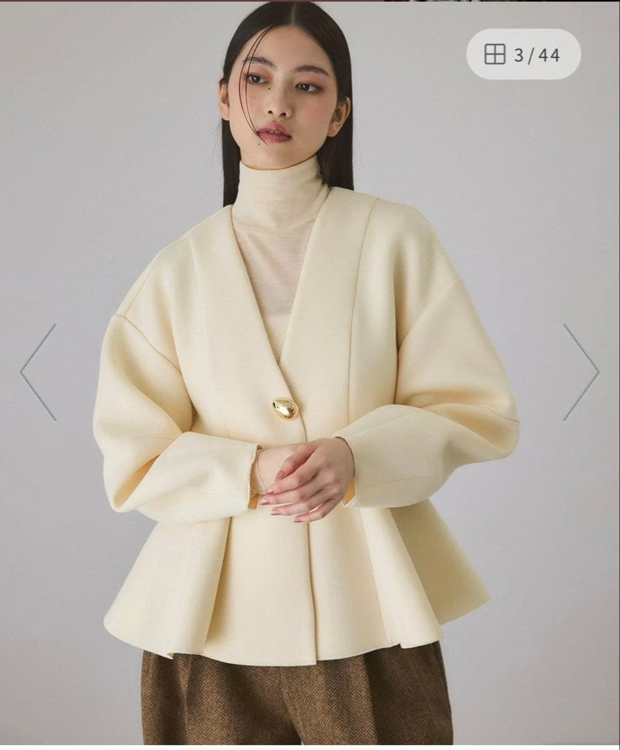 【美品】アダムエロペ　エッグブローチ付きペプラムカーディガン2025 SS