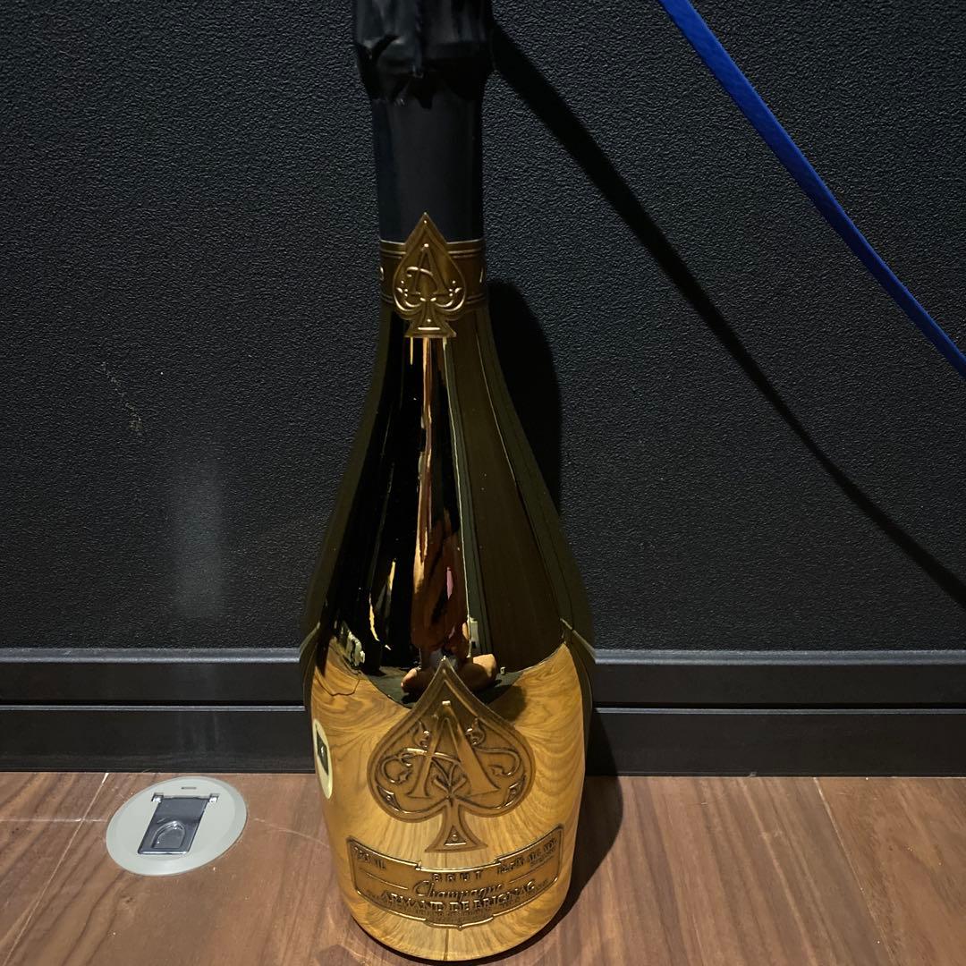 アルマンド　ゴールド