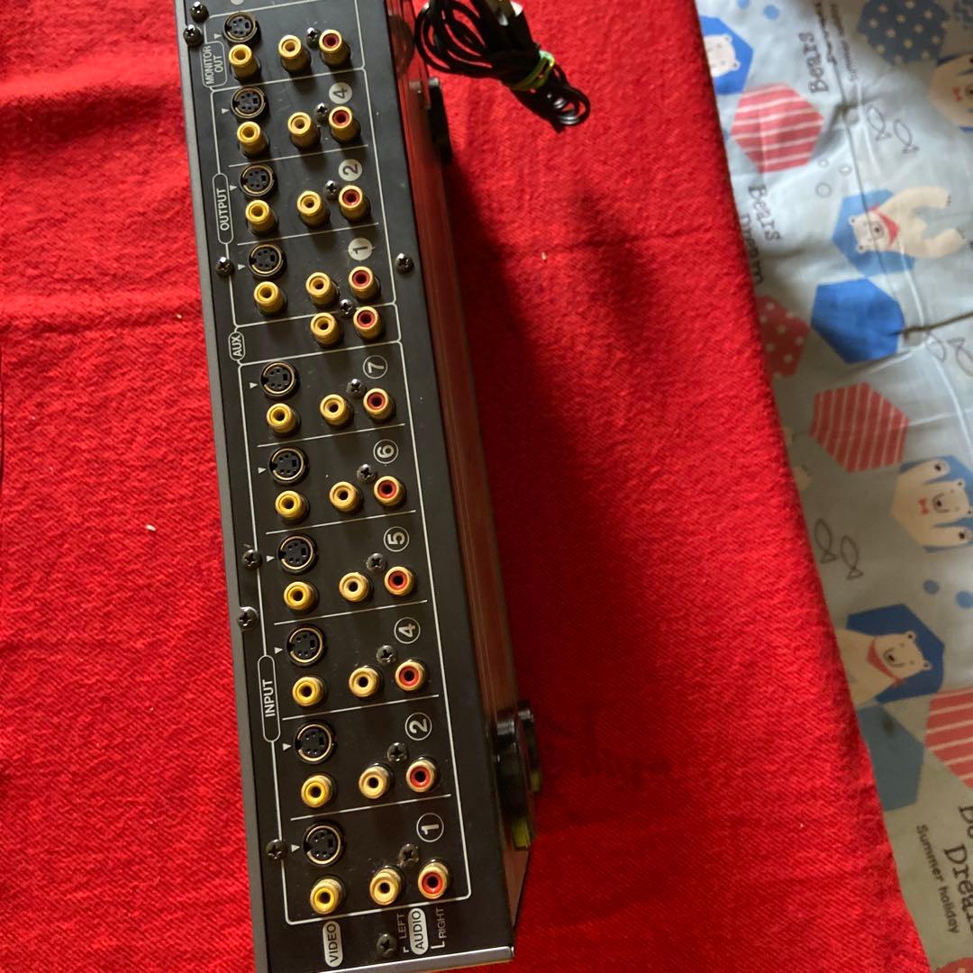 オーディオ機器切り替え機　最大7台AV出力 S-Video ビクター製