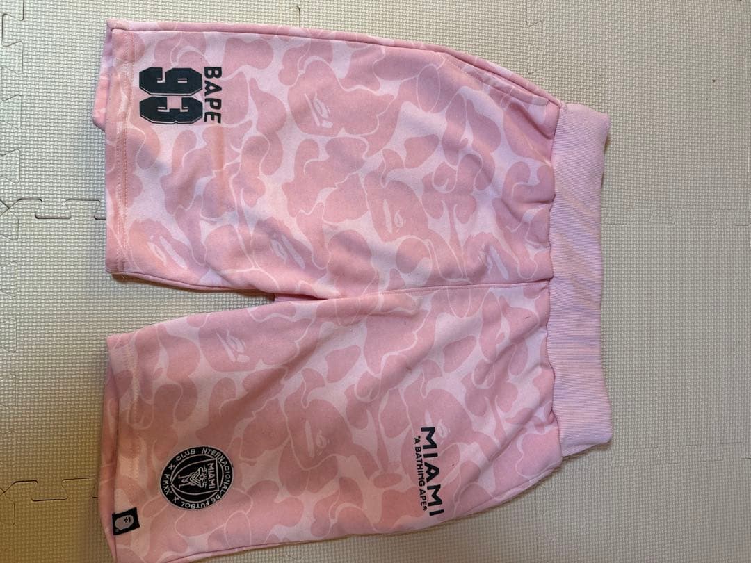 Bape Miami ハーフパンツピンク