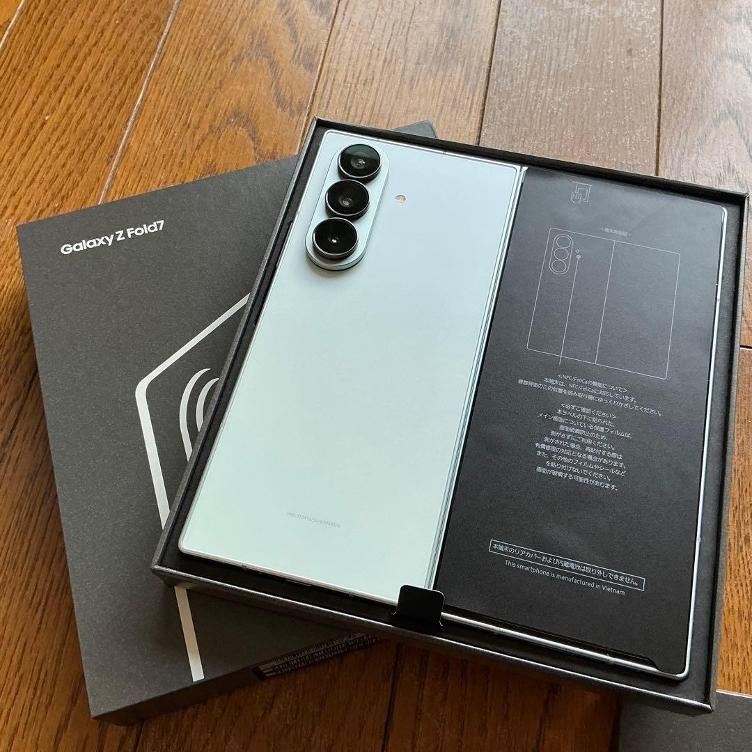 Samsung Galaxy Z fold7 ミント　256GB
