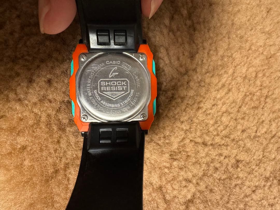G-SHOCK 日本未発売カラー G-8100