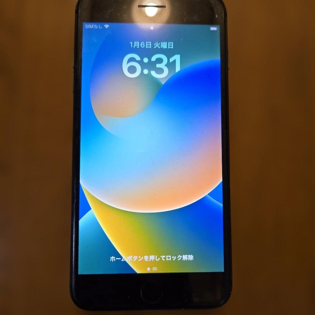 Apple iPhone 8 Plus 64gb　simフリー