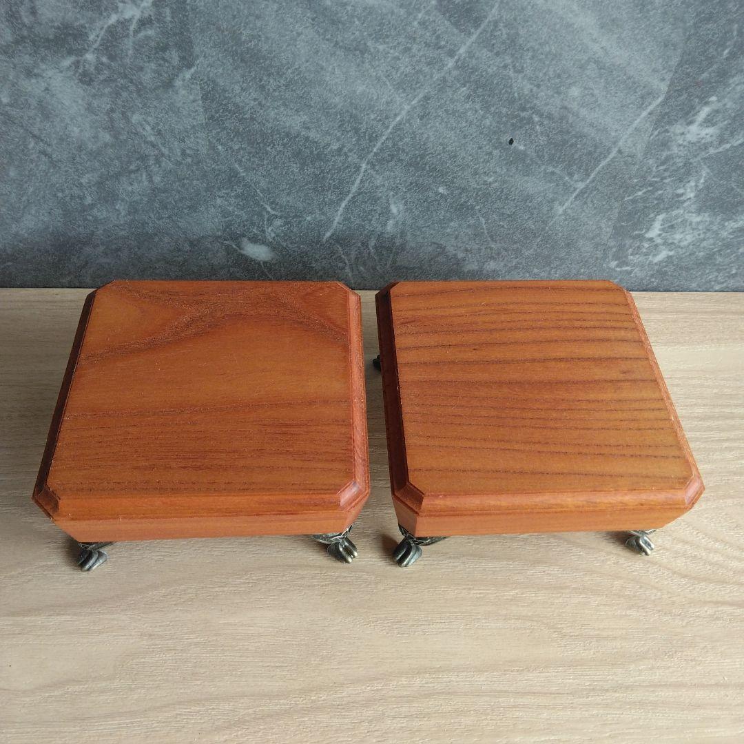 スピーカースタンド一対　欅無垢材