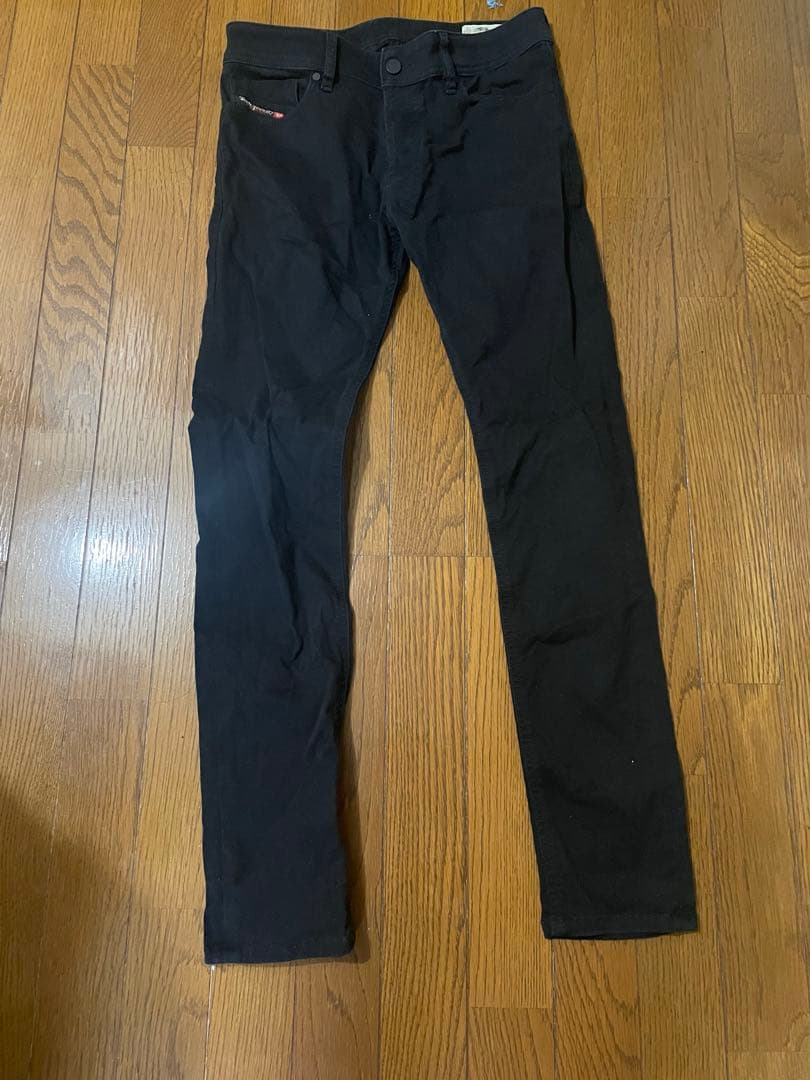 黒 スリムフィット パンツ コットン混紡