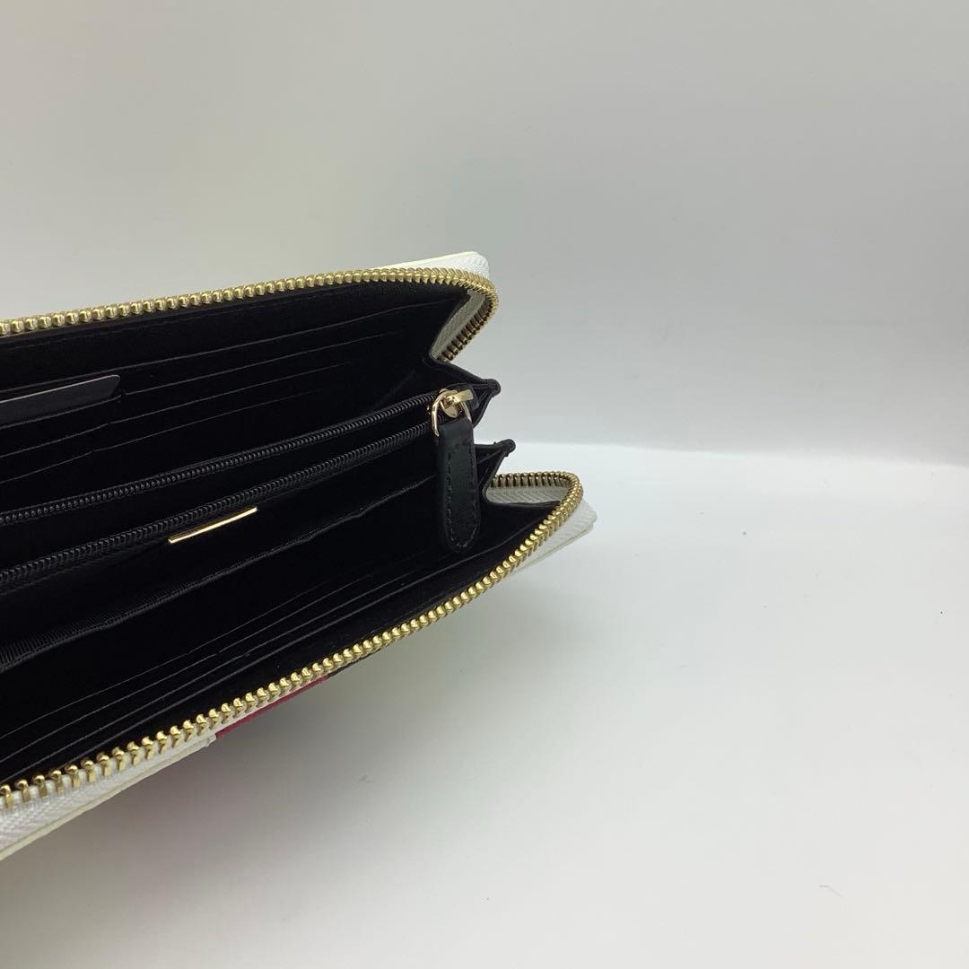 【新品未使用】Vivienne Westwood 長財布