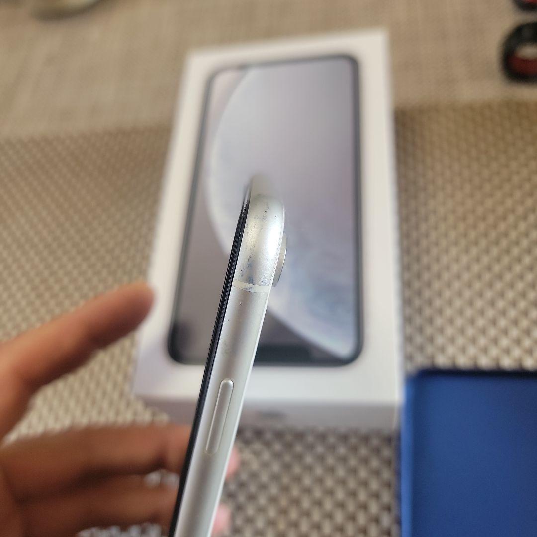 Apple iPhone XR 64G ホワイト 本体　美品