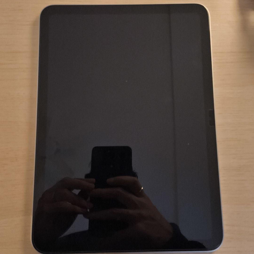 Apple iPad A16 WiFiモデル 箱、充電器付きシルバー 本体