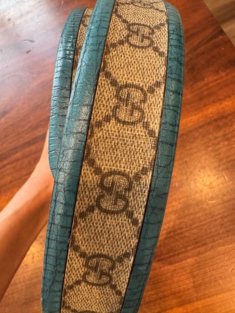 GUCCI GGパターン レディースベルト ターコイズブルー