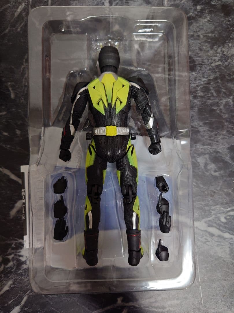 S.H.figuartsヘルライジングホッパー、リアライジングホッパー