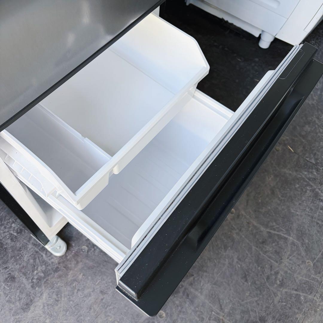 100運搬取付無料！シルバー純正AQUA2ドアコンパクト冷蔵庫！完動品超美品！