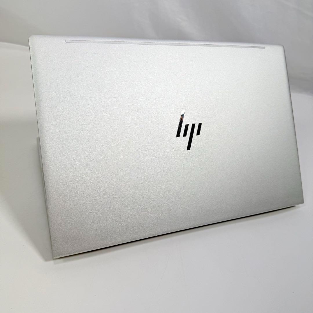 45.HP EliteBook630G10 32G 新品1TB