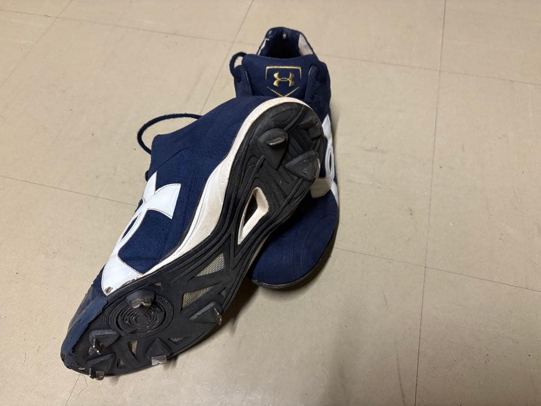 【プロ支給品】 アンダーアーマースパイク　ネイビー