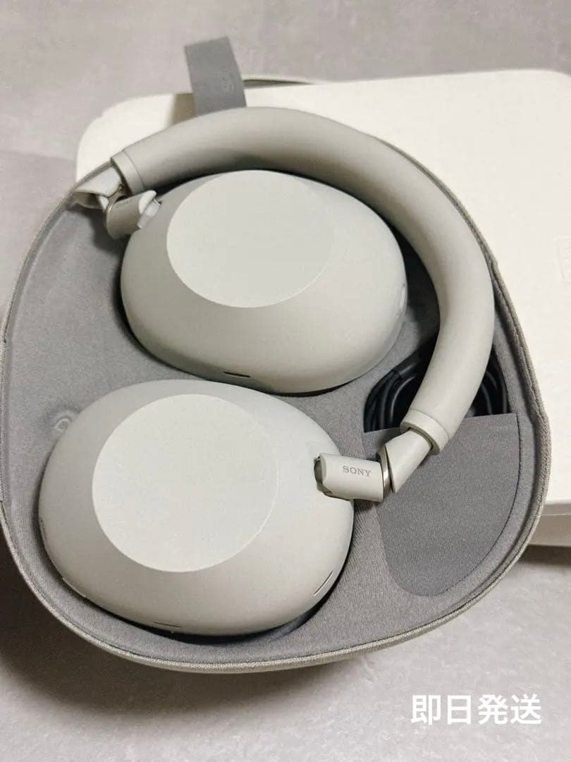 SONY WH-1000XM6 美品　プラチナシルバー　即日発送