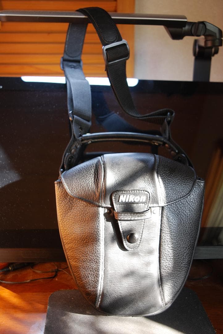 カメラケース   　NIKON本革純正品　「 特注品」値下げ！