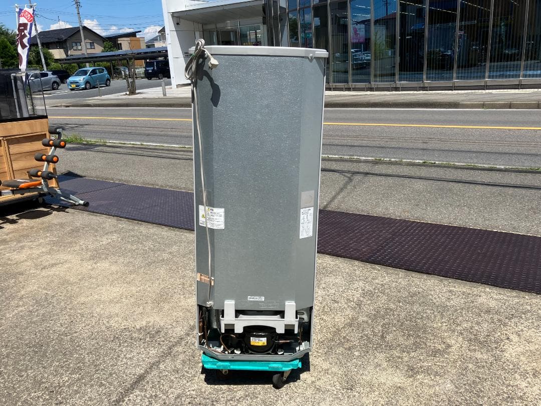 愛知岐阜/送料込★三菱 146L冷蔵庫 MR-P15A-S 2016年製