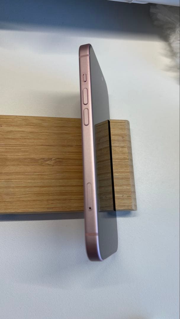 iPhone 15 256GB SIMフリー